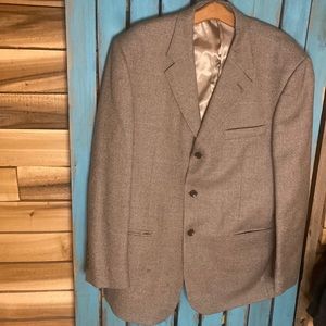 Roberto Villini herringbone tweed 3 button wool jacket size 44R padded shoulders